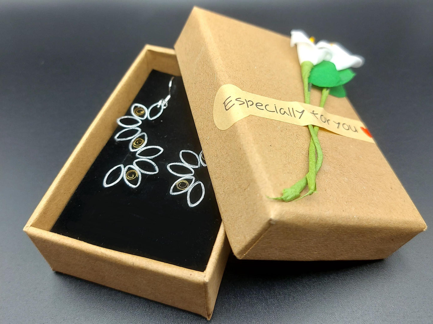 Chain Flower
